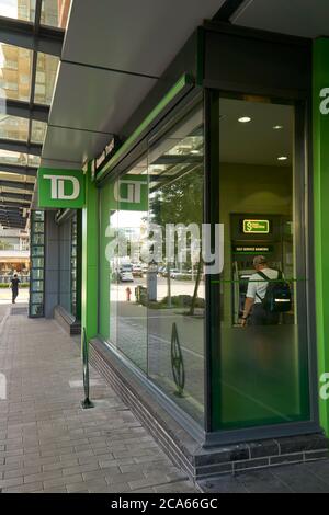 Banque TD Canada Trust et guichet automatique au False Creek Olympic Village, Vancouver (Colombie-Britannique), Canada Banque D'Images