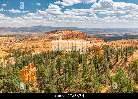 Vue sur le Bryce Canyon, Utah vu depuis Bryce Point Banque D'Images