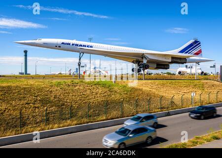 Le dernier Air France Concorde, portant le numéro d'immatriculation F-BVFF, est exposé à l'aéroport Paris-Charles de Gaulle depuis 2005. Banque D'Images