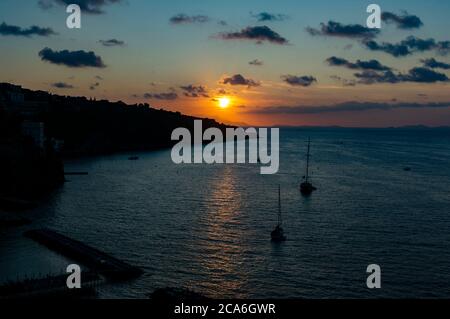 Italie, Campanie, Sorrento - 16 août 2019 - le magnifique coucher de soleil vu de Sorrento Banque D'Images