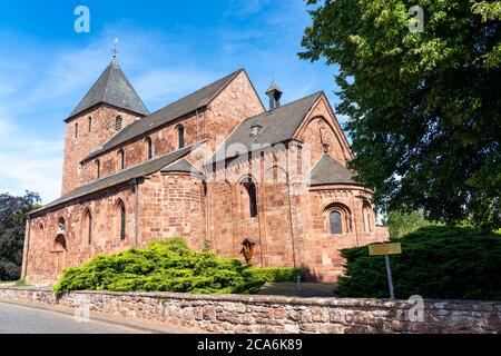 Église paroissiale catholique Saint Johannes Baptist, Nideggen, Eifel, NRW, Allemagne, Banque D'Images