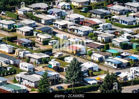 Camping Hetzingen, terrain de camping, dans la région de Rur-Eifel, près de la ville de Nideggen, NRW, Allemagne, Banque D'Images