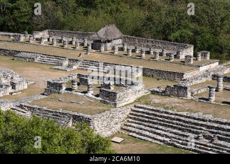 Ruines de la ville maya post-classique de Mayapan, Yucatan, Mexique. Banque D'Images