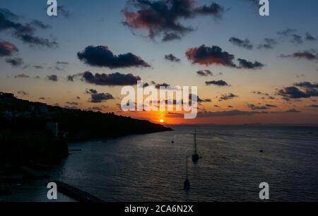 Italie, Campanie, Sorrente - 16 août 2019 - UN coucher de soleil suggestif à Sorrente Banque D'Images