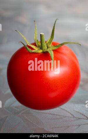 La tomate reste vie. Banque D'Images