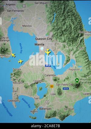 Trafic aérien au-dessus de Manilla aera (05 août 2020, UTC 21.45), sur Internet avec le site Flightracar 24, pendant la période de pandémie du coronavirus Banque D'Images