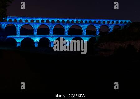 Le Pont du Gard de nuit / illuminations Banque D'Images