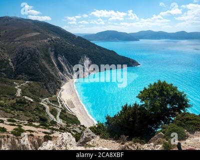 La pittoresque petite ville de plage d'assos asos sur l'île grecque de kefalonia est une Grèce parfaite d'image Banque D'Images