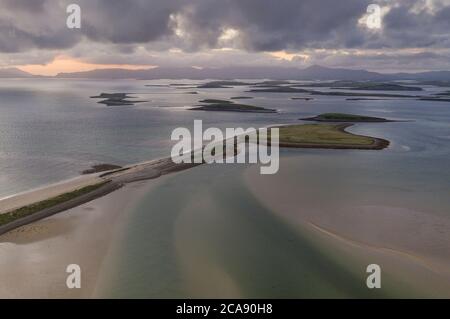 Image d'un drone aérien de Cléw Bay, Mayo, Irlande Banque D'Images