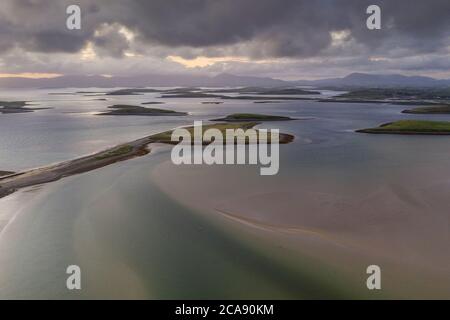 Image d'un drone aérien de Cléw Bay, Mayo, Irlande Banque D'Images