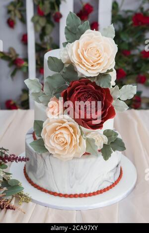 Gâteau d'anniversaire de mariage Banque D'Images