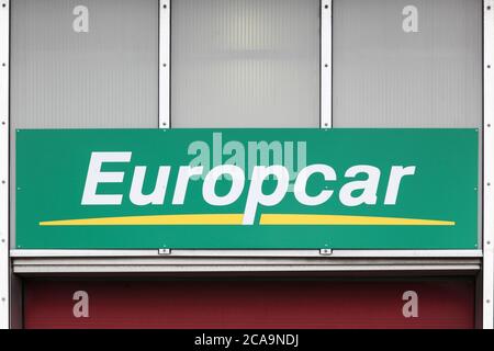 Billund, Danemark - 20 Février 2019 : Europcar logo sur un mur. Europcar est une société de location de voitures fondée en 1949 à Paris Banque D'Images