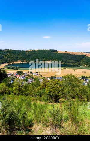 Meerfelder Maar, Vulkaneifel, lac vulcanique, Eifel, Rhénanie-Palatinat, Allemagne, Banque D'Images