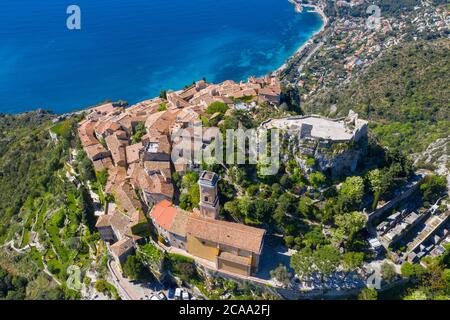 France, vue aérienne d'Eze sur la côte d'azur, un village typique du sud de la France Banque D'Images