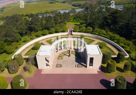 Vue aérienne du cimetière de guerre américain à Omaha Beach, en Normandie (Colleville-sur-Mer). Banque D'Images