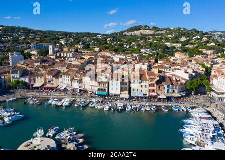 Vue aérienne de Cassis, un village de pêcheurs situé près de Marseille Banque D'Images