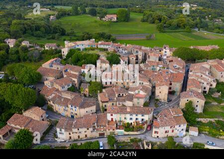 France, Var, vue aérienne de Tourtour, village dans le ciel, étiqueté les plus Beaux villages de France (les plus beaux villages de France) Banque D'Images