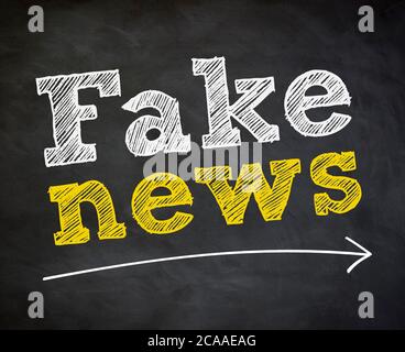 Fausses nouvelles - concept de tableau noir Banque D'Images