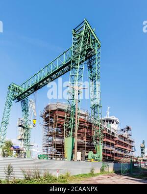 Construction de navires et grues au chantier naval de Gdansk, Pologne Banque D'Images