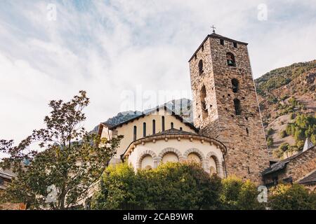 Església de Sant Esteve (église de Saint Stephen), une église romane historique construite au XIIe siècle en Andorre-la-Vieille, Andorre Banque D'Images