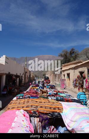 PURMAMARCA, ARGENTINE - 07 juillet 2020 : artisanat dans la ville de purmamarca, au nord de l'argentine, salta, jujuy Banque D'Images