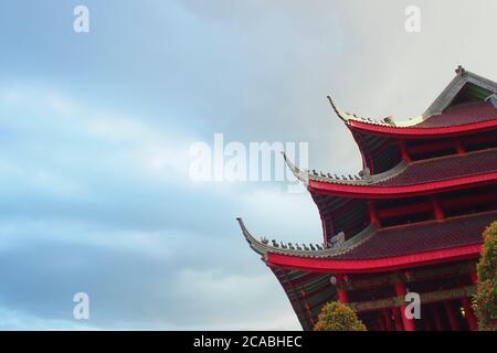 Toit de temple chinois composé de trois couches. Banque D'Images