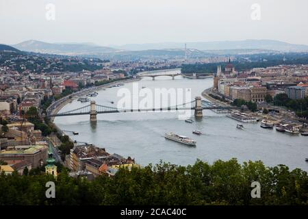 Budapest, Pont des chaînes sur le Danube Banque D'Images