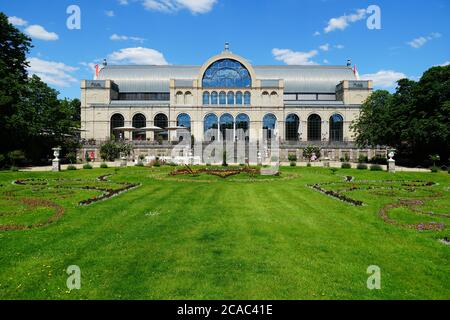 COLOGNE, ALLEMAGNE - 30 mai 2020 : bâtiment historique dans le jardin botanique (flore) de cologne Banque D'Images