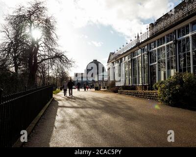 Jardins du pavillon Buxton Derbyshire Dales Angleterre Banque D'Images