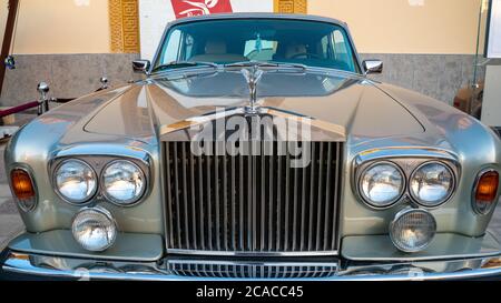 Doha, Qatar: 4 mars 2020: 1980 rouleaux royce Silver Shadow ii voiture classique Banque D'Images