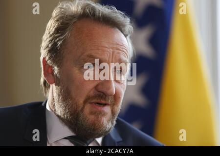 Bakir Izetbegovic, Président du parti au pouvoir musulman, SDA (Parti d'action démocratique), fils du Président bosniaque de guerre Alija Izetbegovic Banque D'Images