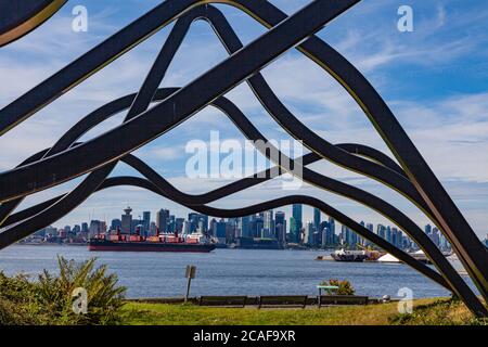 Vue sur le centre-ville de Vancouver depuis le parc Waterfront de North Vancouver Banque D'Images