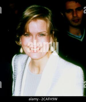 Westwood, Californie, États-Unis 5 mars 1996 la journaliste Diane Sawyer participe à la première de United Artists 'The Birdcage' le 5 mars 1996 au Mann Village Theatre de Westwood, Californie, États-Unis. Photo par Barry King/Alay stock photo Banque D'Images