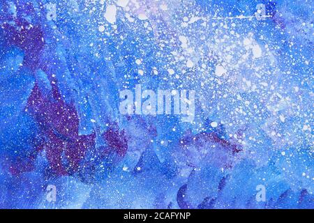 Peinture acrylique de fond abstraite aux couleurs bleu splash, violet et blanc. Banque D'Images