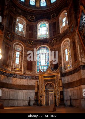 ISTANBUL, TURQUIE - 21 SEPTEMBRE 2019 : intérieur de Sainte-Sophie à Istanbul, cathédrale et mosquée, musée. Banque D'Images