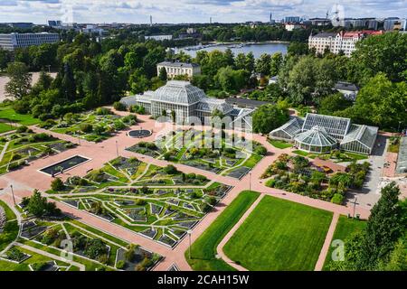 Helsinki, Finlande - 1er août 2020 : vue aérienne du jardin botanique de Kaisaniemi. Banque D'Images