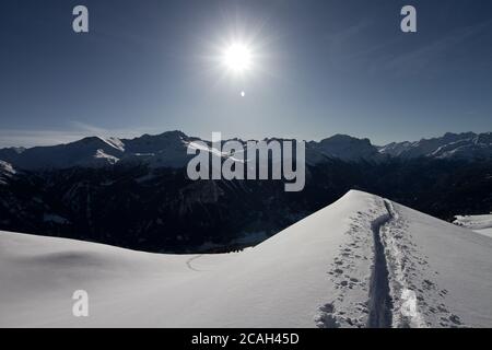 Une montagne enneigée à graubunden en suisse Banque D'Images
