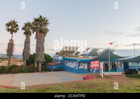 ÉTATS-UNIS. 06e août 2020. Le coucher du soleil à Torrey Pines Gliderport, à la Jolla, en Californie, le jeudi 6 août 2020. (Photo de Rishi Deka/Sipa USA) crédit: SIPA USA/Alay Live News Banque D'Images