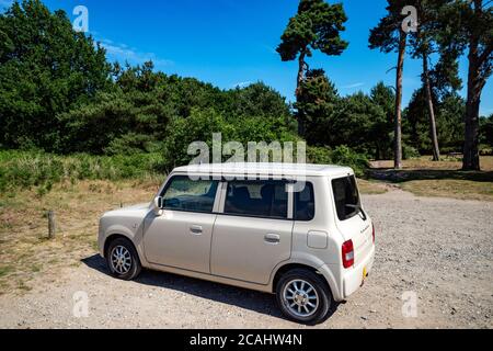 La voiture Suzuki Lapin a également appelé Mazda Spiano Banque D'Images