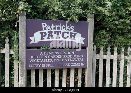 Panneau pour Patrick's Patch Demonstration Kitchen Garden, Beaulieu Village, New Forest, Hampshire, Angleterre, Royaume-Uni, août 2020 Banque D'Images