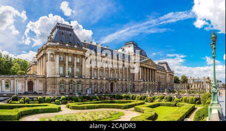Le Palais Royal de Bruxelles d'une belle journée d'été Banque D'Images