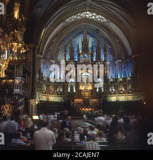 INTERIOR-VISTA DEL AUTEL MAIRE-1880. Auteur: BOURICHE HENRI. EMPLACEMENT : BASILIQUE DE NUESTRA SEÑORA. Montréal. CANADA. Banque D'Images