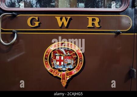 Insigne du Great Western Railway, côté autocar, à Arley. Banque D'Images