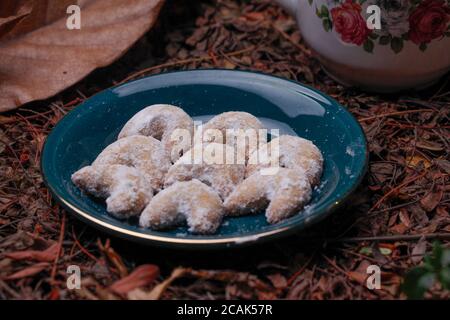 Gâteau indonésien célèbre pour célébrer IED Moubarak / Idul Fitri / Lebaran Kue Putri Salju / gâteau à la neige un gâteau blanc doux Banque D'Images