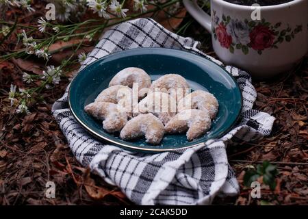 Gâteau indonésien célèbre pour célébrer IED Moubarak / Idul Fitri / Lebaran Kue Putri Salju / gâteau à la neige un gâteau blanc doux Banque D'Images