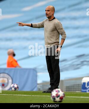 Le Manager de Manchester City, PEP Guardiola gestes sur la ligne de contact lors de la Ligue des champions de l'UEFA, tour de 16, deuxième match de jambe au Etihad Stadium, Manchester. Vendredi 7 août 2020. Voir PA Story FOOTBALL Man City. Le crédit photo devrait se lire comme suit : Nick Potts/NMC Pool/PA Wire. Banque D'Images