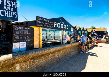 Huître en bord de mer Shack The Forge à Whitstable, Kent, Royaume-Uni Banque D'Images