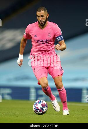 Karim Benzema du Real Madrid en action pendant la Ligue des champions de l'UEFA, tour de 16, deuxième match de jambe au stade Etihad, Manchester. Banque D'Images