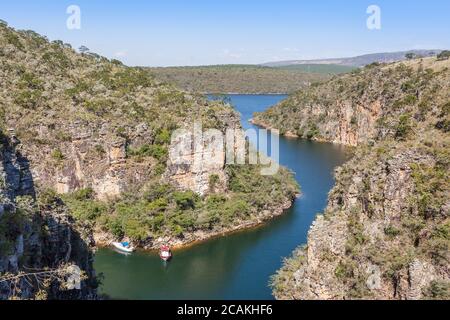 Vue depuis le sommet du canyon de Furnas - Capitolio - Minas Gerais - Brésil Banque D'Images