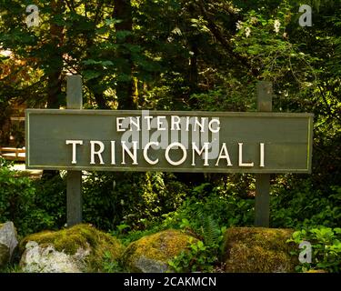 Bienvenue au panneau Trincomali à North Pender Island, Colombie-Britannique, Canada Banque D'Images